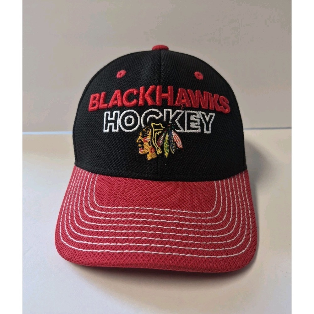 Chicago Blackhawks Adidas Mesh Flex Fitted Hat Cap Adult Size L/XL NHL Hockey